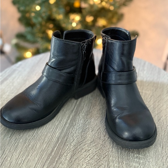 2 Pair - Girls Black Boots - Art Class - Size 1 - Picture 5 of 8